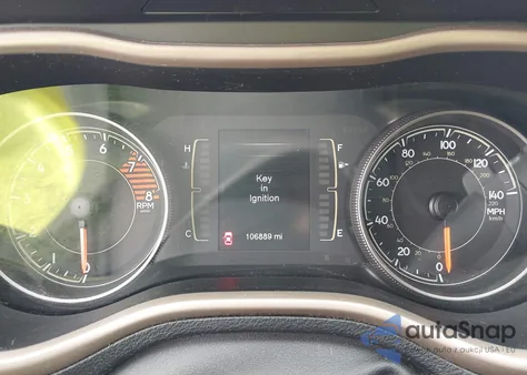 2017 Jeep Cherokee Altitude Fwd z USA, uszkodzony, nr VIN 1C4PJLAS4HW610103